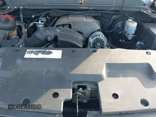 2010 Chevrolet Silverado 1500 LS with VIN 3GCRKREA9AG151200, listed as a IAAI auction lot 41172064 with 113,662 mi miles. Bid and sale history available at carsss.com. Image 10.