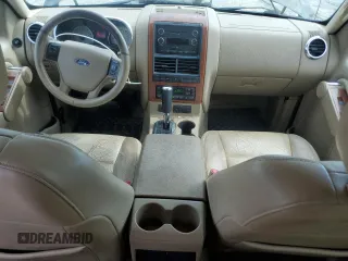 2008 Ford Explorer Eddie Bauer с VIN 1FMEU64E78UB32708, выставлен на аукционе Copart как лот 56686295 с пробегом 230 748 миль миль и На запчасти • Non repairable. История ставок и продаж доступна на DreamBid. Изображение 8.