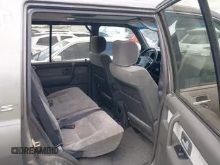 2002 Isuzu Trooper S z VIN JACDJ58X027J10438, wystawiony jako IAAI lot #42461558 z przebiegiem 112 439 mil mil oraz . Historia ofert i sprzedaży dostępna na DreamBid. Obrazek 8.