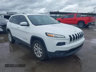2018 Jeep Cherokee Latitude with VIN 1C4PJMCB3JD528531, listed as a IAAI auction lot 41906621 with 122,137 mi miles and . Bid and sale history available at DreamBid. Image 1.