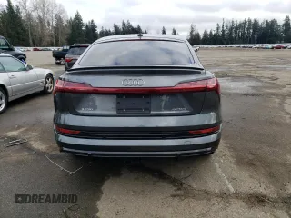 2021 Audi e-tron Sportback Prestige z VIN WA13ABGE6MB037548, wystawiony jako Copart lot #45375615 z przebiegiem 39 095 mil mil oraz Szkoda całkowita • Salvage title. Historia ofert i sprzedaży dostępna na DreamBid. Obrazek 6.