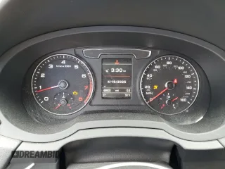 2018 Audi Q3 Premium Plus with VIN WA1JCCFS0JR011688, listed as a Copart auction lot 50661435 with 48,602 mi miles and Clean title. Bid and sale history available at DreamBid. Image 9.