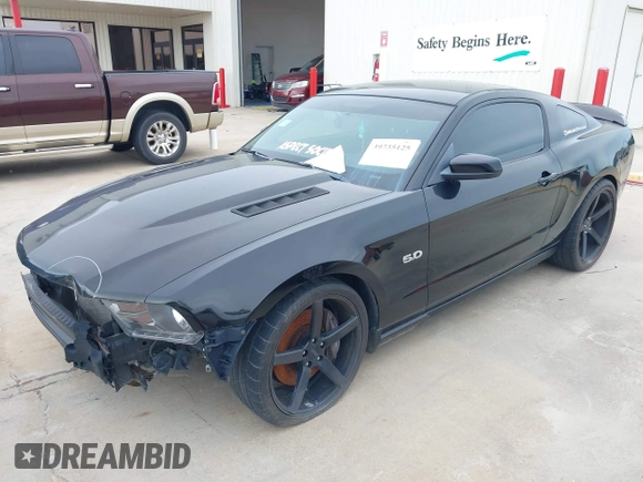2011 Ford Mustang GT with VIN 1ZVBP8CF5B5150580, listed as a IAAI auction lot 39735125 with 95,737 mi miles. Bid and sale history available at carsss.com. Image 2.