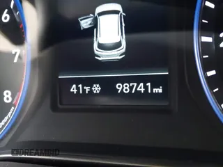 2018 Hyundai Kona SE with VIN KM8K1CAA6JU138971, listed as a IAAI auction lot 41553994 with 98,741 mi miles. Bid and sale history available at carsss.com. Image 16.