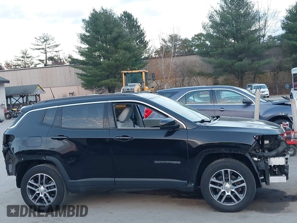 2018 Jeep Compass Altitude with VIN 3C4NJDBB9JT115080, listed as a IAAI auction lot 40751109 with 104,129 mi miles and . Bid and sale history available at carsss.com. Image 14.