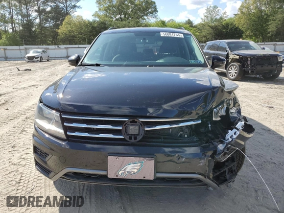 2019 Volkswagen Tiguan S z VIN 3VV0B7AX0KM145474, wystawiony jako Copart lot #56061755 z przebiegiem 71 101 mil mil oraz Szkoda całkowita • Salvage title. Historia ofert i sprzedaży dostępna na DreamBid. Obrazek 5.