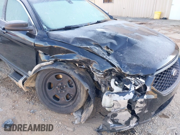 2014 Ford Police Interceptor z VIN 1FAHP2MK3EG124483, wystawiony jako IAAI lot #41018811 z przebiegiem 200 626 mil mil oraz . Historia ofert i sprzedaży dostępna na DreamBid. Obrazek 6.
