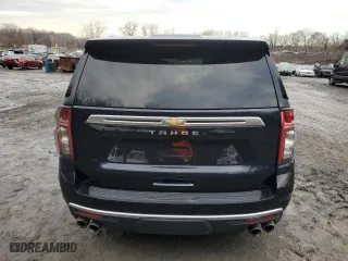 2022 Chevrolet Tahoe High Country with VIN 1GNSKTKL2NR173072, listed as a Copart auction lot 84942094 with 29,592 mi miles and Salvage Title. Bid and sale history available at carsss.com. Image 6.