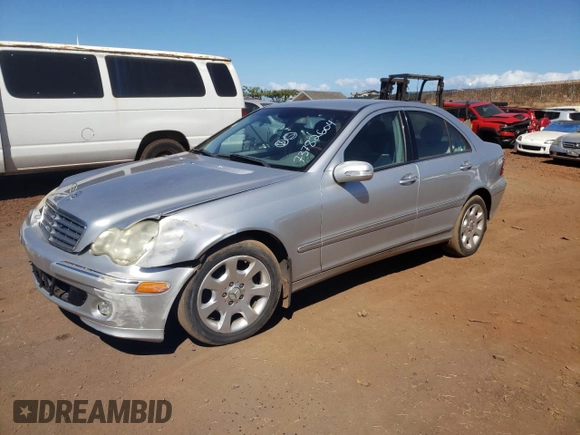 2005 Mercedes-Benz C 320 with VIN WDBRF64J05F566402, listed as a Copart auction lot 73782604 with 126,096 mi miles and Salvage Title. Bid and sale history available at DreamBid. Image 1.