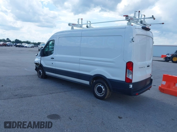 2023 Ford Transit Cargo z VIN 1FTBR1C85PKB34166, wystawiony jako IAAI lot #42216076 z przebiegiem 62 442 mil mil oraz . Historia ofert i sprzedaży dostępna na DreamBid. Obrazek 3.