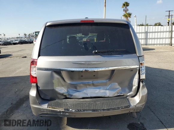 2015 Chrysler Town & Country S with VIN 2C4RC1HGXFR711774, listed as a Copart auction lot 44637975 with 137,602 mi miles and Salvage Title. Bid and sale history available at DreamBid. Image 6.