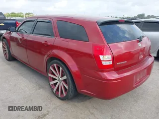 2006 Dodge Magnum z VIN 2D4FV47V26H442953, wystawiony jako IAAI lot #42283782 z przebiegiem 206 711 mil mil oraz . Historia ofert i sprzedaży dostępna na DreamBid. Obrazek 3.