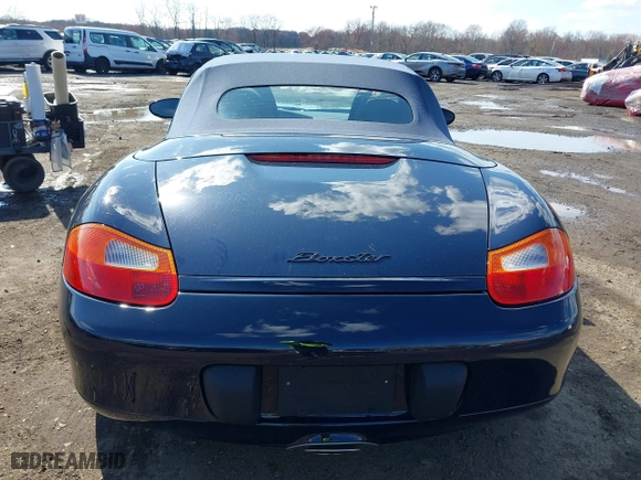 2001 Porsche Boxster with VIN WP0CA29861S620159, listed as a IAAI auction lot 41868701 with 38,776 mi miles. Bid and sale history available at carsss.com. Image 16.