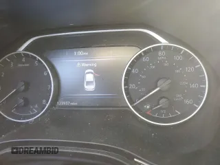 2017 Nissan Maxima SV with VIN 1N4AA6AP1HC450563, listed as a Copart auction lot 42515125 with 123,937 mi miles and Salvage Title. Bid and sale history available at carsss.com. Image 9.