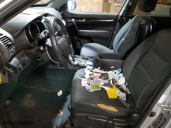 2012 Kia Sorento LX with VIN 5XYKTDA64CG269255, listed as a Copart auction lot 49869495 with 160,018 mi miles and Salvage Title. Bid and sale history available at carsss.com. Image 7.