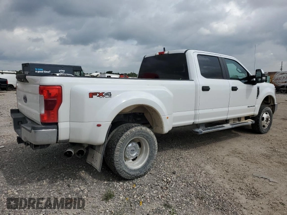 2019 Ford F-350 XL with VIN 1FT8W3DT1KEE82149, listed as a Copart auction lot 63997105 with 300,158 mi miles and Salvage title. Bid and sale history available at DreamBid. Image 3.