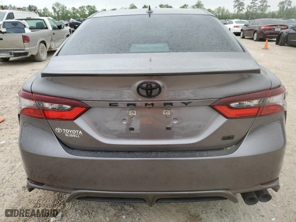2024 Toyota Camry SE with VIN 4T1G11AK6RU218253, listed as a Copart auction lot 51627095 with 17,333 mi miles and Salvage Title. Bid and sale history available at carsss.com. Image 6.