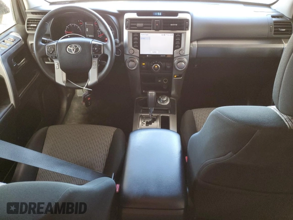 2022 Toyota 4Runner SR5 z VIN JTEMU5JR7N6001436, wystawiony jako Copart lot #58497904 z przebiegiem 48 364 mil mil oraz Czysty tytuł • Clean title. Historia ofert i sprzedaży dostępna na DreamBid. Obrazek 8.