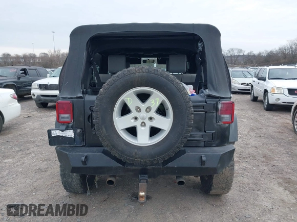 2008 Jeep Wrangler Unlimited X with VIN 1J8GA39148L577903, listed as a IAAI auction lot 41564957 with 95,359 mi miles. Bid and sale history available at carsss.com. Image 16.