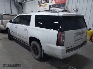 2016 GMC Yukon XL Denali with VIN 1GKS2HKJ0GR179318, listed as a IAAI auction lot 41292952 with 163,636 mi miles. Bid and sale history available at carsss.com. Image 3.