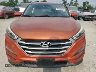 2017 Hyundai Tucson SE z VIN KM8J33A42HU486275, wystawiony jako Copart lot #53658145 z przebiegiem 31 928 mil mil oraz Szkoda całkowita • Salvage title. Historia ofert i sprzedaży dostępna na DreamBid. Obrazek 5.