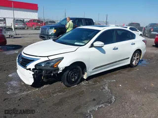2014 Nissan Altima 2.5 S with VIN 1N4AL3AP3EN372781, listed as a IAAI auction lot 41652565 with NaN miles. Bid and sale history available at carsss.com. Image 18.