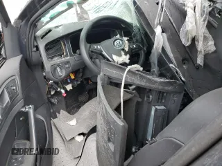 2019 Volkswagen Golf SEL Premium z VIN WVWPR7AU0KW913047, wystawiony jako Copart lot #57083805 z przebiegiem Nie podano mil oraz Szkoda całkowita • Salvage title. Historia ofert i sprzedaży dostępna na DreamBid. Obrazek 8.