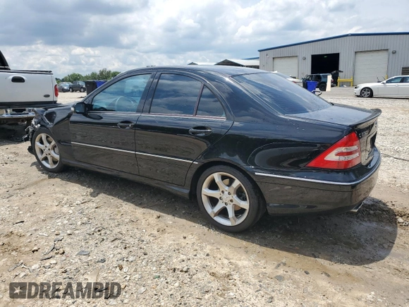 2007 Mercedes-Benz C 230 Sport с VIN WDBRF52H47F928874, выставлен на аукционе Copart как лот 60215445 с пробегом 150 427 миль миль и Списание • Salvage title. История ставок и продаж доступна на DreamBid. Изображение 2.