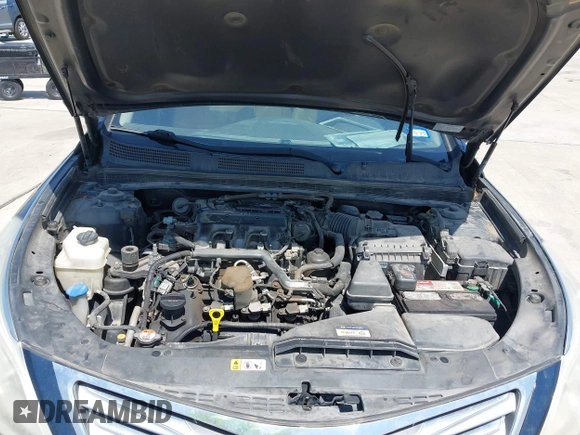 2013 Hyundai Azera with VIN KMHFH4JG8DA199154, listed as a IAAI auction lot 42214060 with 202,461 mi miles and . Bid and sale history available at carsss.com. Image 10.