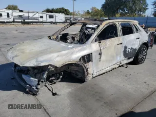 2024 Cadillac LYRIQ Sport z VIN 1GYKPVRK8RZ116751, wystawiony jako Copart lot #70064634 z przebiegiem Nie podano mil oraz Nie do naprawy. Historia ofert i sprzedaży dostępna na DreamBid. Obrazek 1.