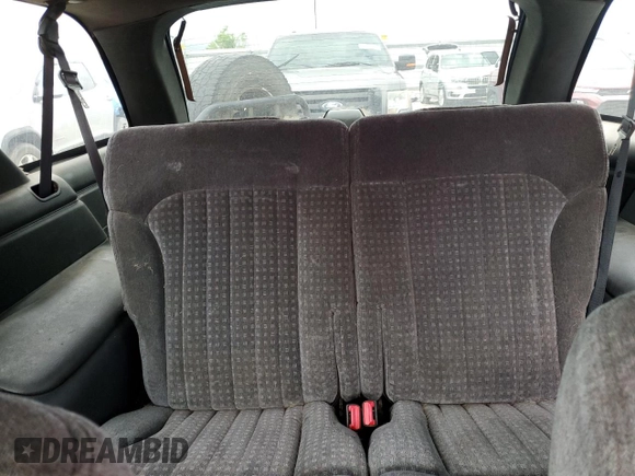 1999 Chevrolet Blazer LS с VIN 1GNCT18W3XK150385, выставлен на аукционе Copart как лот 58490985 с пробегом 262 007 миль миль и Списание • Salvage title. История ставок и продаж доступна на DreamBid. Изображение 10.