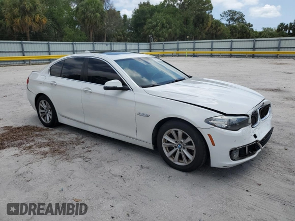2015 BMW 5 Series 528i z VIN WBA5A5C53FD518240, wystawiony jako Copart lot #56024965 z przebiegiem 194 621 mil mil oraz Szkoda całkowita • Salvage title. Historia ofert i sprzedaży dostępna na DreamBid. Obrazek 4.