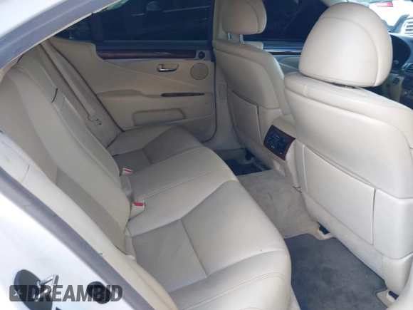 2013 Lexus LS 460 with VIN JTHBL5EF9D5120770, listed as a IAAI auction lot 42238113 with 96,129 mi miles and . Bid and sale history available at DreamBid. Image 8.