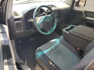 2004 Nissan Titan SE with VIN 1N6AA06B84N548876, listed as a Copart auction lot 60016925 with 190,202 mi miles and Clean title. Bid and sale history available at DreamBid. Image 8.