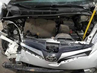 2019 Toyota Sienna LE Auto Access Seat with VIN 5TDKZ3DC6KS005563, listed as a Copart auction lot 49062175 with 174,450 mi miles and Salvage Title. Bid and sale history available at DreamBid. Image 13.