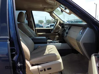 2013 Ford Expedition Max XLT with VIN 1FMJK1H50DEF02662, listed as a IAAI auction lot 42442497 with 203,886 mi miles and . Bid and sale history available at DreamBid. Image 5.
