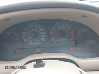 2004 Ford Mustang Deluxe z VIN 1FAFP44644F193077, wystawiony jako IAAI lot #42455984 z przebiegiem 138 265 mil mil oraz . Historia ofert i sprzedaży dostępna na DreamBid. Obrazek 7.