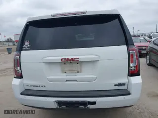 2017 GMC Yukon XL SLT with VIN 1GKS2GKC5HR192062, listed as a IAAI auction lot 41526187 with 273,805 mi miles. Bid and sale history available at carsss.com. Image 17.