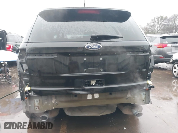 2015 Ford Explorer XLT with VIN 1FM5K7D86FGB84915, listed as a IAAI auction lot 41179754 with 165,371 mi miles and . Bid and sale history available at DreamBid. Image 6.