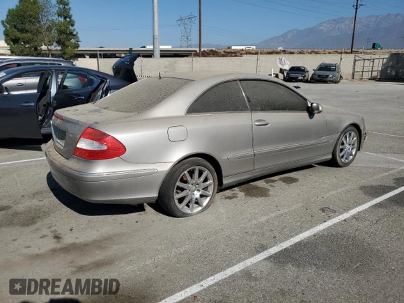 2006 Mercedes-Benz CLK 3.5L with VIN WDBTJ56J86F166827, listed as a Copart auction lot 54615655 with 104,870 mi miles and Clean Title. Bid and sale history available at carsss.com. Image 3.