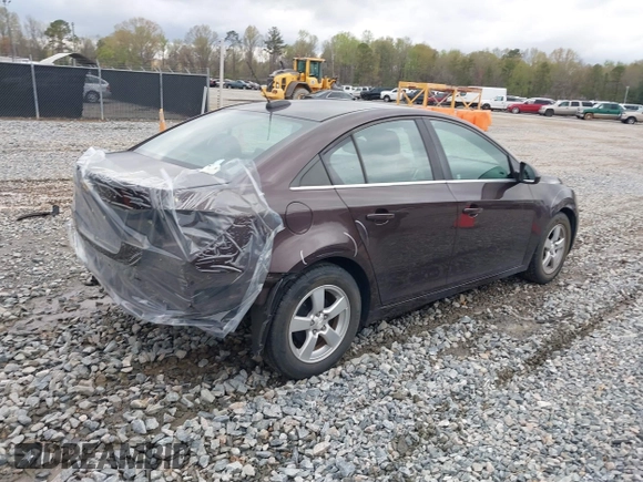 2015 Chevrolet Cruze LT with VIN 1G1PC5SB0F7280271, listed as a IAAI auction lot 41879688 with 57,743 mi miles and . Bid and sale history available at DreamBid. Image 4.