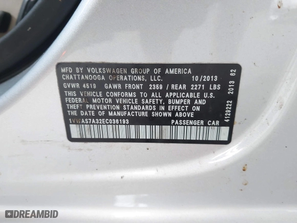 2014 Volkswagen Passat Wolfsburg Ed with VIN 1VWAS7A32EC036193, listed as a IAAI auction lot 41606595 with 77,536 mi miles. Bid and sale history available at carsss.com. Image 9.