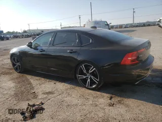 2020 Volvo S90 R-Design with VIN LVYA22MT9LP149719, listed as a Copart auction lot 65997543 with 21,229 mi miles. Bid and sale history available at carsss.com. Image 2.