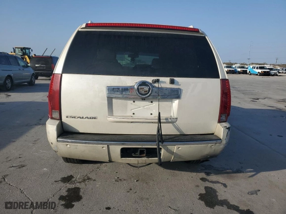 2007 Cadillac Escalade with VIN 1GYFK63807R231912, listed as a Copart auction lot 48813775 with 239,148 mi miles and Clean Title. Bid and sale history available at carsss.com. Image 6.