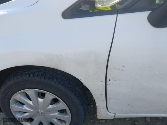 2016 Nissan Versa Note S with VIN 3N1CE2CP4GL369138, listed as a IAAI auction lot 41825005 with 201,319 mi miles. Bid and sale history available at carsss.com. Image 12.