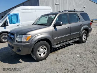 2006 Toyota Sequoia SR5 with VIN 5TDZT34A66S272528, listed as a Copart auction lot 50529935 with 327,960 mi miles and Clean Title. Bid and sale history available at carsss.com. Image 1.
