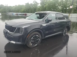 2024 Kia Sorento S z VIN 5XYRLDJC7RG288699, wystawiony jako Copart lot #56703475 z przebiegiem 26 814 mil mil oraz Czysty tytuł • Clean title. Historia ofert i sprzedaży dostępna na DreamBid. Obrazek 1.