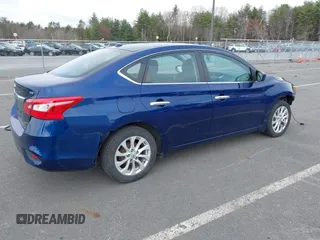 2018 Nissan Sentra SV z VIN 3N1AB7AP9JL638046, wystawiony jako IAAI lot #41998626 z przebiegiem 68 820 mil mil oraz . Historia ofert i sprzedaży dostępna na DreamBid. Obrazek 4.