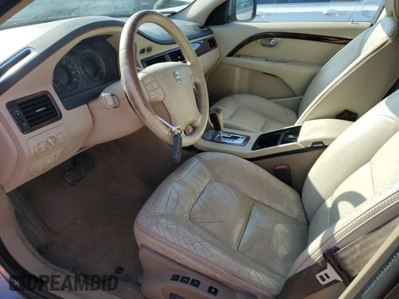2008 Volvo XC70 z VIN YV4BZ982281000951, wystawiony jako Copart lot #54548705 z przebiegiem 231 653 mil mil oraz Szkoda całkowita • Salvage title. Historia ofert i sprzedaży dostępna na DreamBid. Obrazek 7.