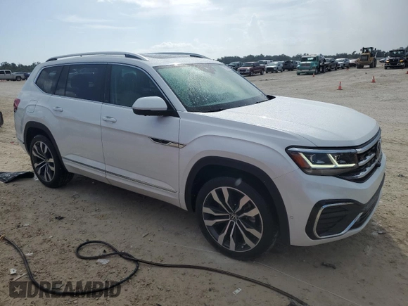 2023 Volkswagen Atlas SEL Premium R-Line with VIN 1V2FR2CA4PC520760, listed as a Copart auction lot 71956294 with 31,164 mi miles and Salvage title. Bid and sale history available at DreamBid. Image 4.